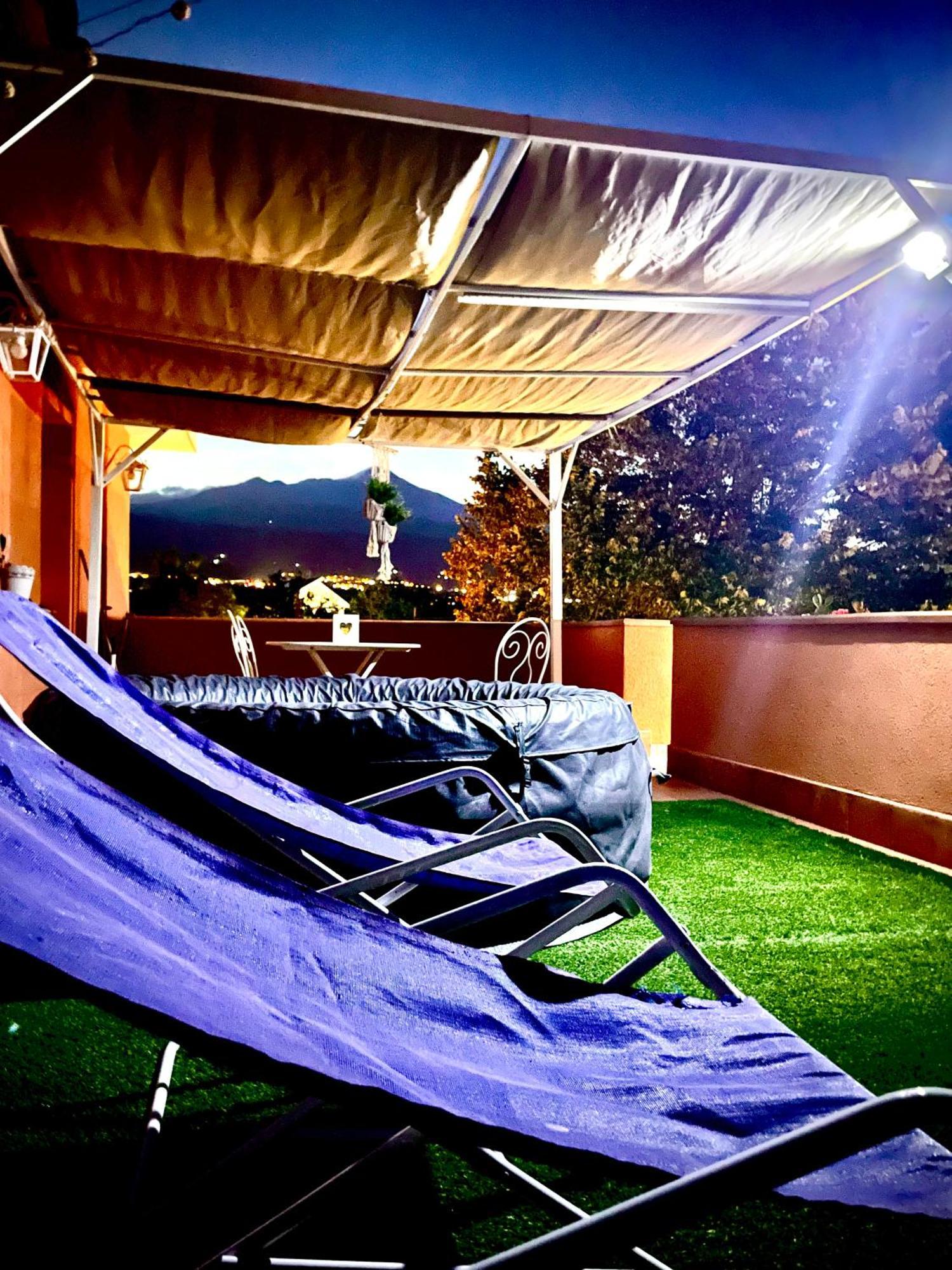 Hotel Linden House Etna Aci SantʼAntonio Esterno foto